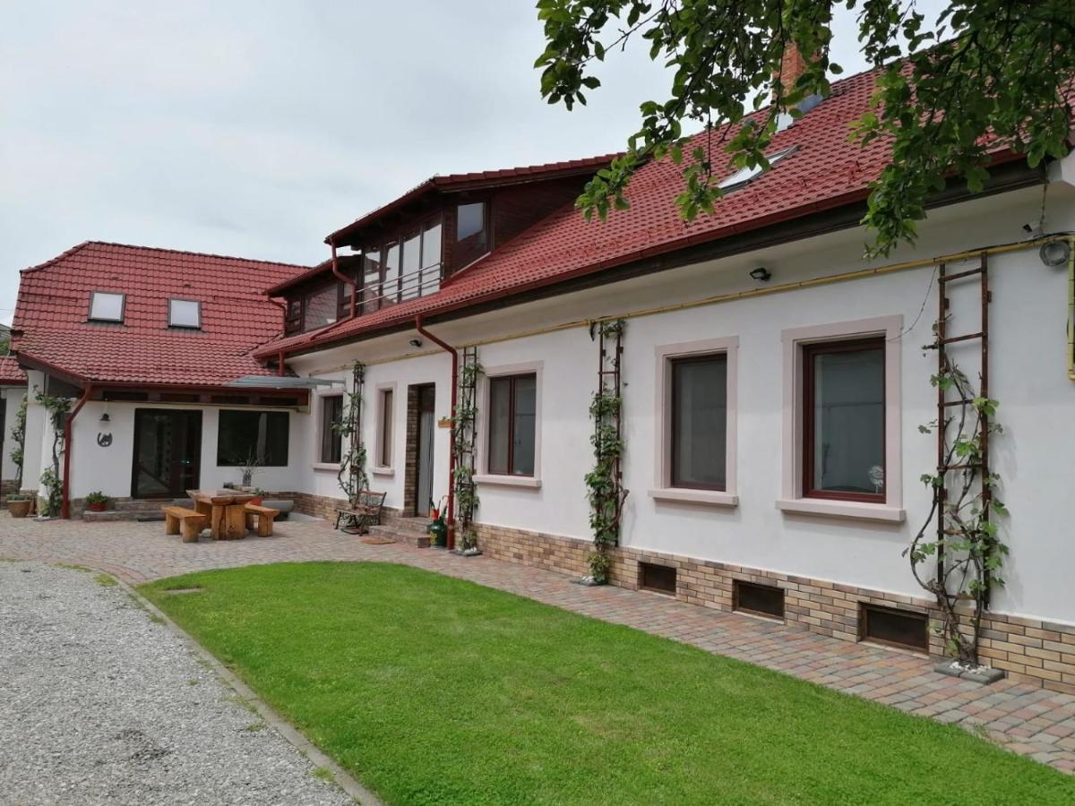 Neustadt Villa Cristian  Eksteriør billede